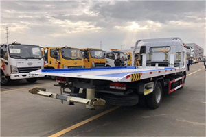 镇雄汽车救援补胎